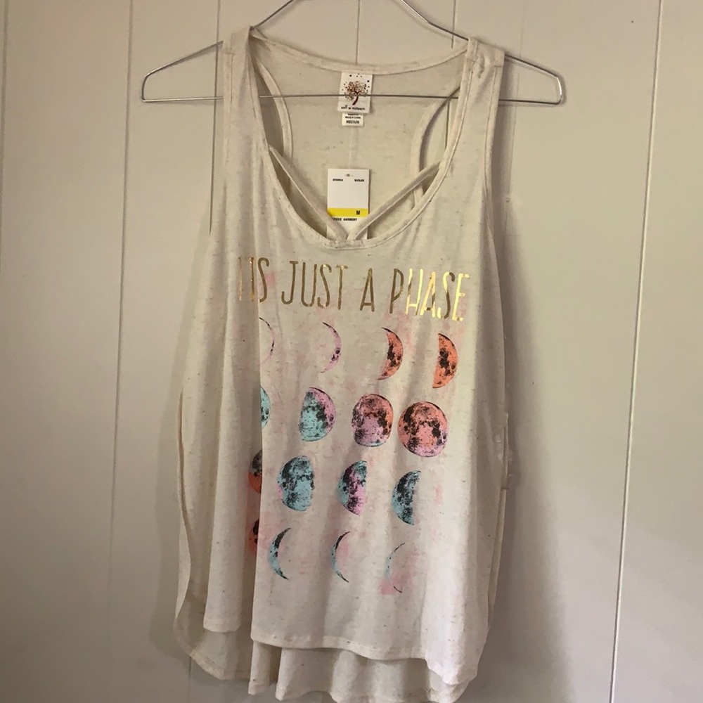 🌙 NEW🌙 Sleeveless Shirt